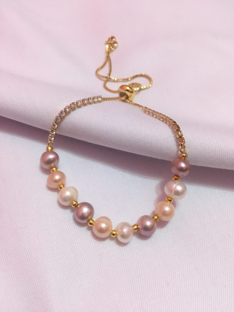 stylowa bransoletka złota z perłami
